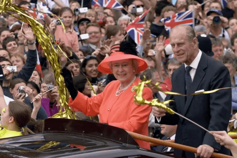 Nữ hoàng Anh Elizabeth II và dấu ấn 70 năm cầm quyền 3