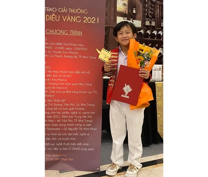 Danh sách thắng giải Cánh Diều Vàng 2021: Khả Ngân và Thanh Sơn tái ngộ trên bục nhận giải 11