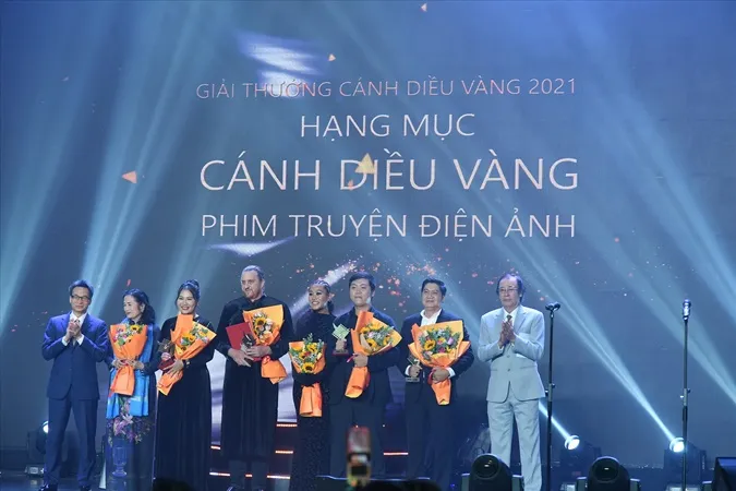 Danh sách thắng giải Cánh Diều Vàng 2021: Khả Ngân và Thanh Sơn tái ngộ trên bục nhận giải 10