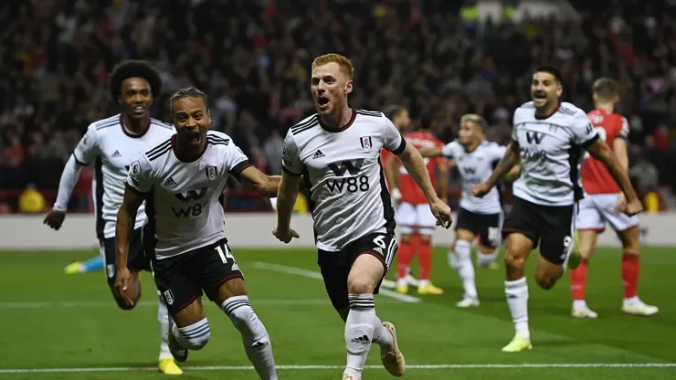 Fulham thắng kịch tính trên sân Nottingham Forest - Aston Villa thắng nhọc Southampton