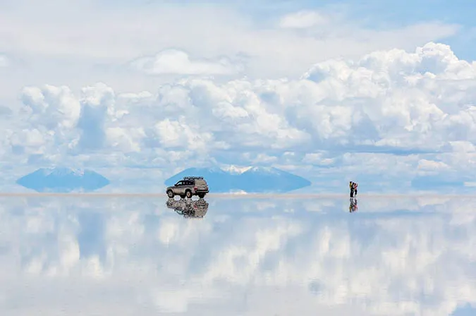 Top 11 hồ tự nhiên và nhân tạo lớn nhất thế giới 15
