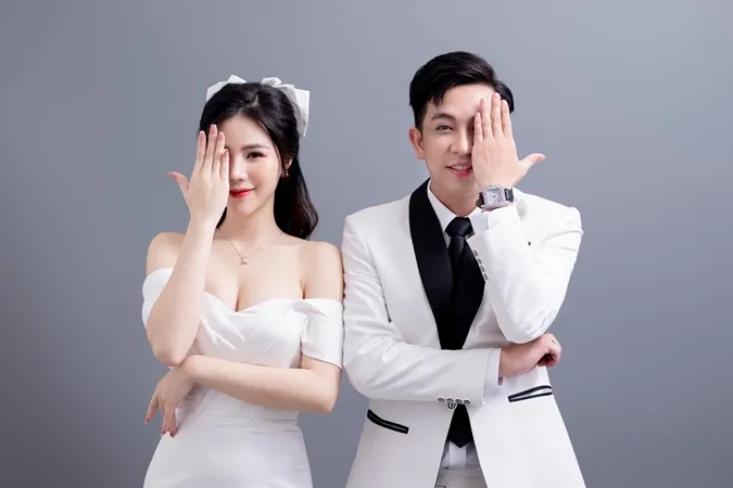 Trọn bộ ảnh cưới của Lý Tuấn Kiệt (HKT) và bạn gái xinh đẹp, cô dâu chú rể xứng lứa vừa đôi 1