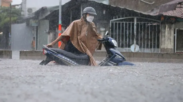 Dự báo thời tiết 3 ngày tới (27/9 - 29/9): Quảng Trị đến Thừa Thiên Huế có mưa rất to 1