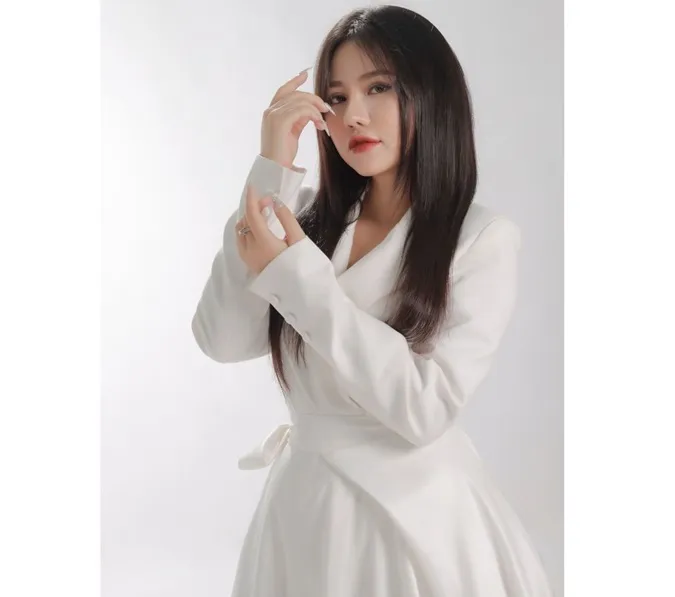 Nữ ca sĩ Tú Na với nhan sắc gây ấn tượng trong buổi photoshoot mới nhất 8