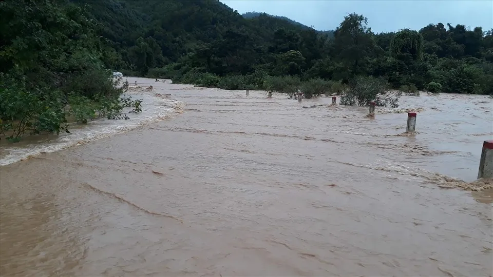 Cập nhật tình hình mưa bão sáng 28/9 tại các tỉnh miền Trung, Tây Nguyên: Chưa có thiệt hại về người 1