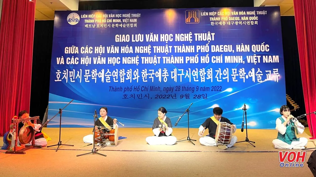 giao lưu hàn quốc