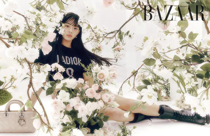 NewJeans khoe visual đa dạng cuốn hút trên trang tạp chí Harper's Bazaar Korea 11