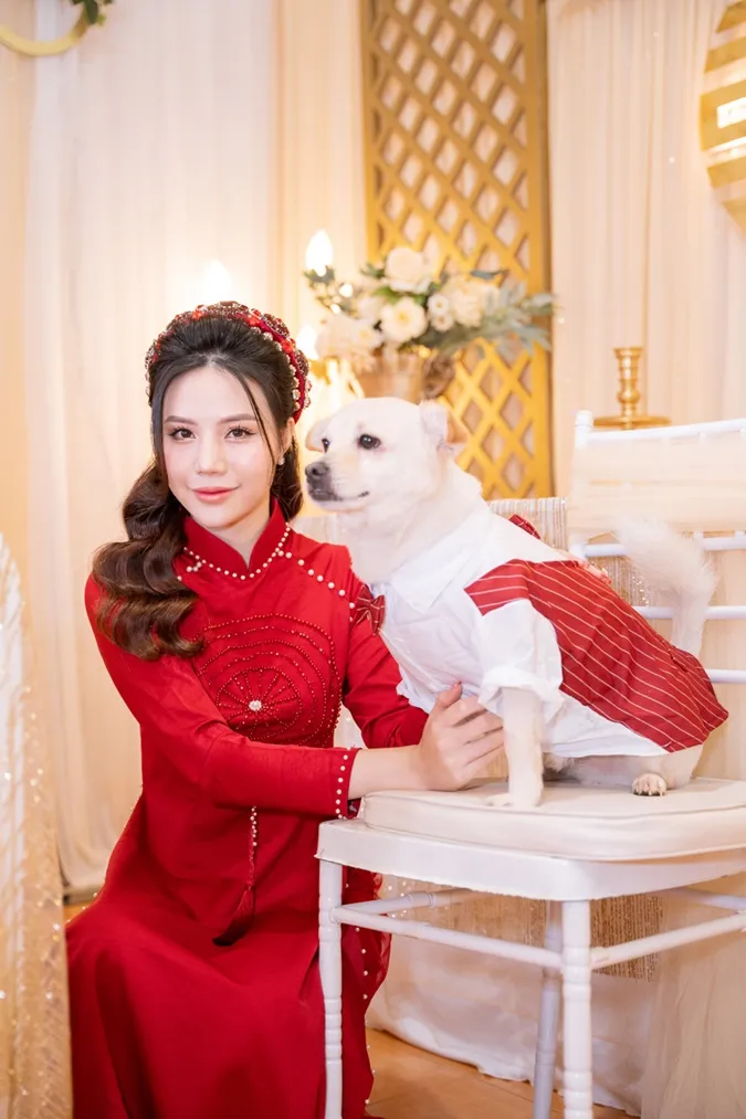 Lý Tuấn Kiệt (HKT) tổ chức lễ cưới tại Đà Lạt: Chú rể lái siêu xe, cô dâu đeo vàng trĩu cổ 11