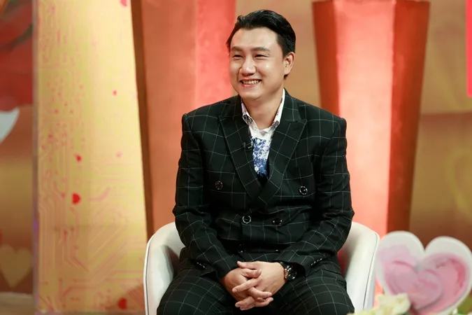 Diễn viên Công Danh tiết lộ chuyện tình với fan nữ, bị vợ 'tố' tật xấu khiến Quốc Thuận cười ngất 5
