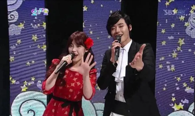 [xong] IU đến hát mừng đám cưới em trai Lee Jong Suk 6