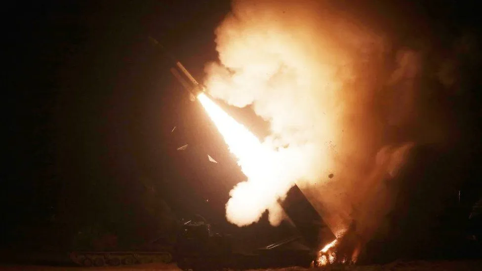 Mỹ và Hàn Quốc bắn loạt tên lửa xuống biển đáp trả Triều Tiên