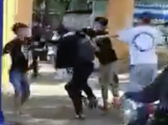 Tin nhanh chiều 6/10: Bé trai bị cha dùng xăng và rơm đốt ở Quảng Bình 2