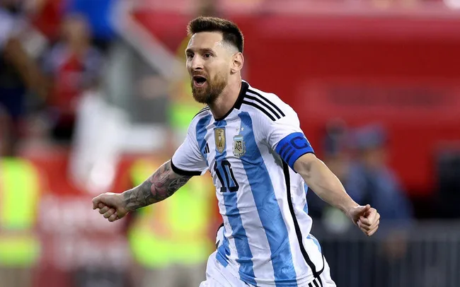 Messi dự kỳ World Cup cuối trong sự nghiệp tại Qatar - Chủ nhà siết chặt các điều luật