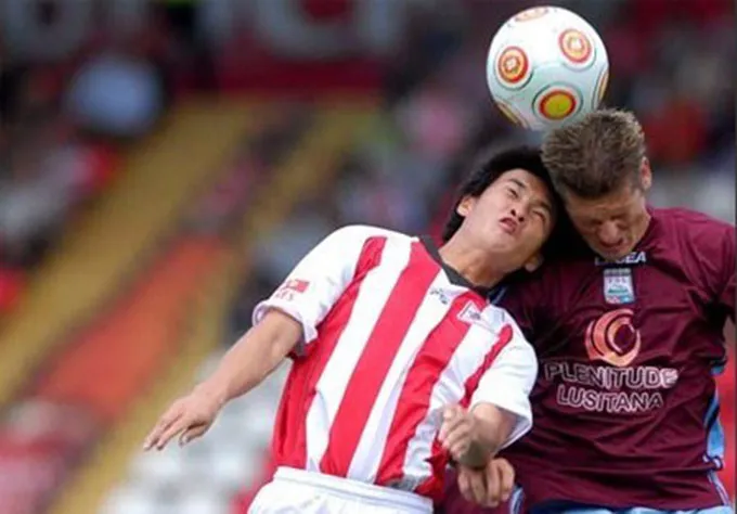 Quang Hải ghi bàn giúp Pau FC thoát thua - Đại diện Đông Nam Á tạo 'cú sốc'