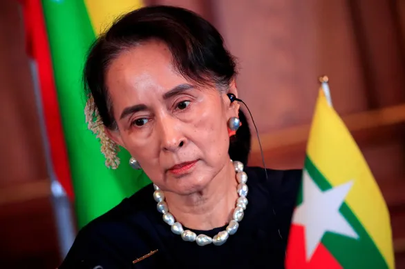 Bà Aung San Suu Kyi vừa bị xử thêm 6 năm tù tội tham nhũng 1