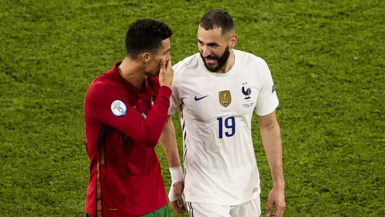 PSG thuê một công ty bôi nhọa Mbappe? - Kroos gia hạn hợp đồng với Real