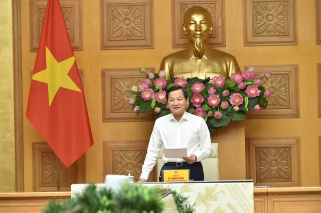  Phó Thủ tướng Lê Minh Khái chủ trì phiên họp