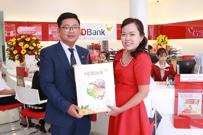 HDBank cùng Hậu Giang chinh phục khát vọng vươn mình mạnh mẽ 2