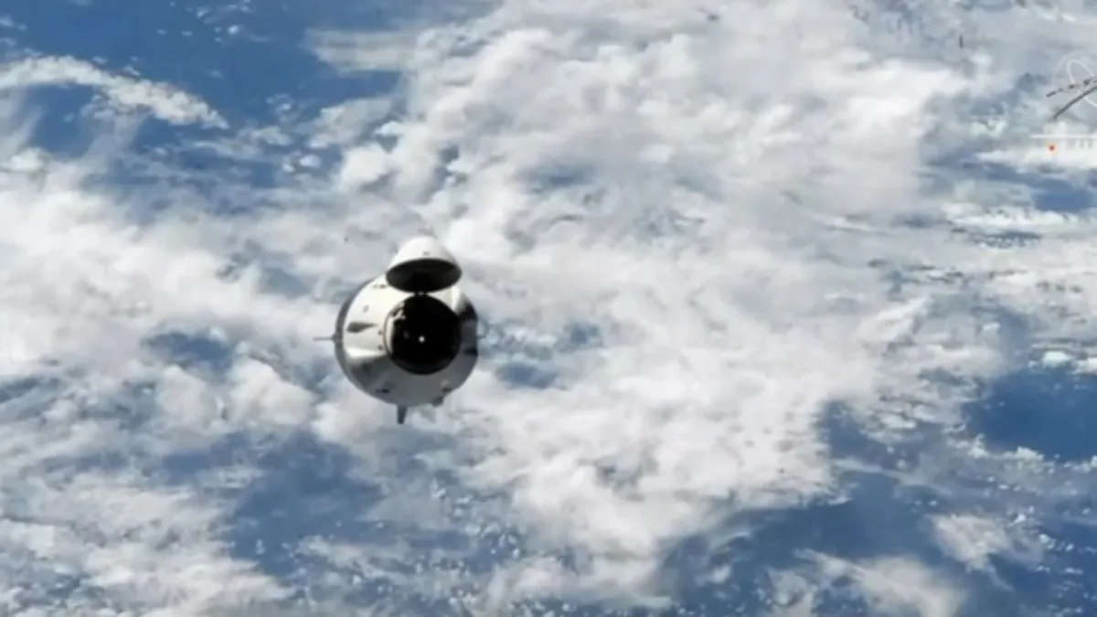 Nhóm phi hành gia NASA trở về Trái Đất sau 6 tháng ngoài không gian