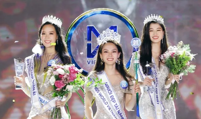 Nhìn lại hành trình đăng quang của Bảo Ngọc ở Miss Intercontinental 1