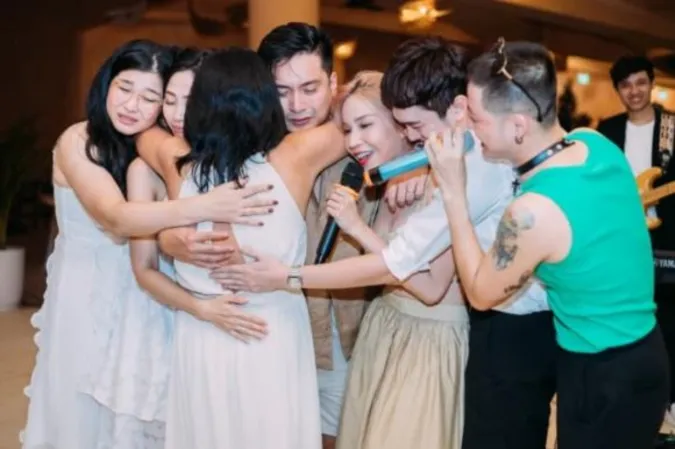 Khả Như bật khóc nức nở khi tham dự 'đám cưới lần 2' của MC Liêu Hà Trinh 5
