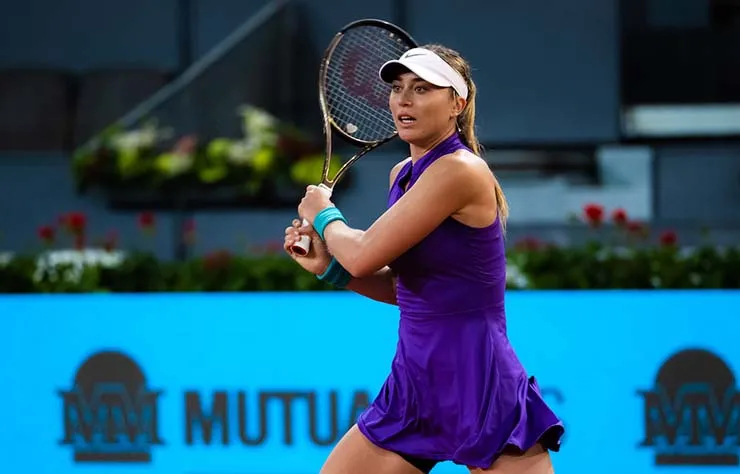 Swiatek có danh hiệu WTA thứ 8 trong năm - Raducanu có giá trị thương hiệu cao hơn Big 3