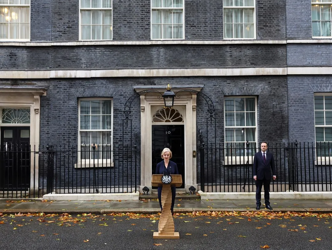 Thủ tướng Anh Liz Truss tuyên bố từ chức chỉ sau 6 tuần nắm quyền