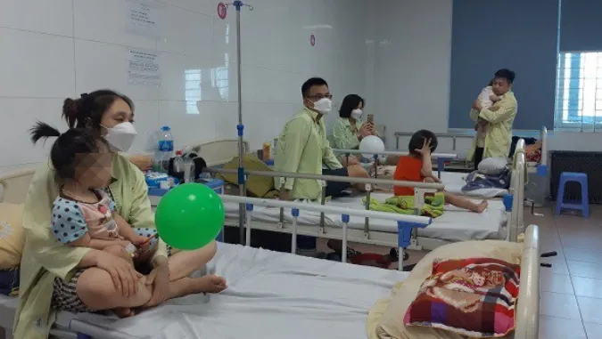 Trẻ em mắc bệnh hô hấp vẫn đang tăng mạnh tại TPHCM