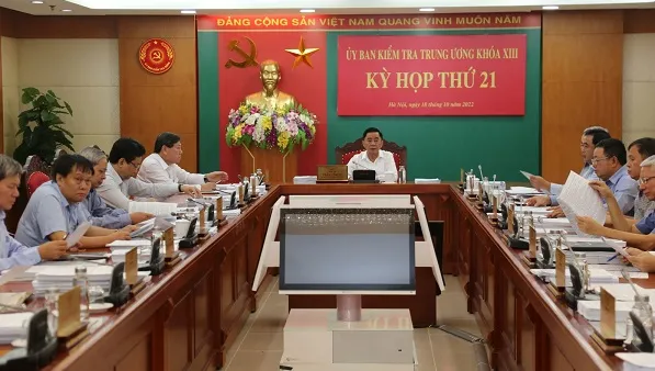 Đề nghị xem xét, kỷ luật Ban cán sự đảng Bộ GD&ĐT và nguyên Bộ trưởng 1