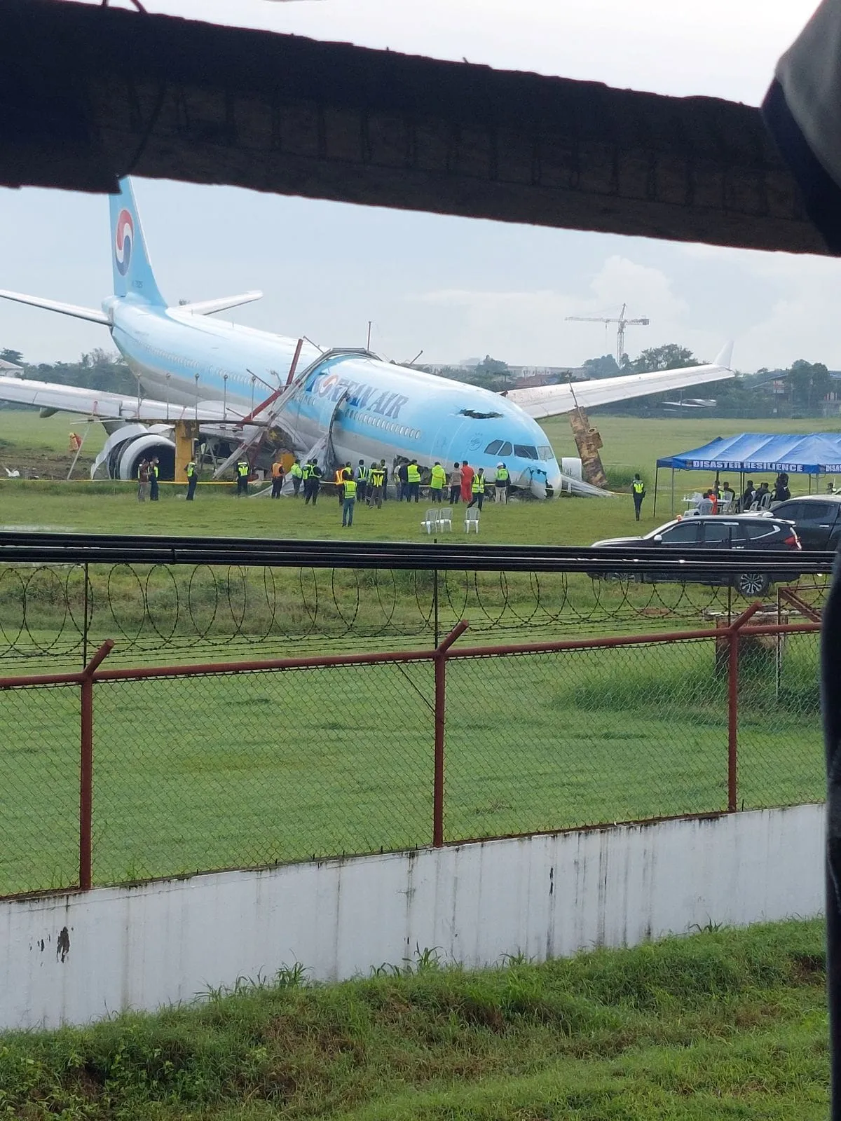 Sân bay Cebu đóng cửa đường băng sau tai nạn máy bay Korean Air trượt khỏi đường băng