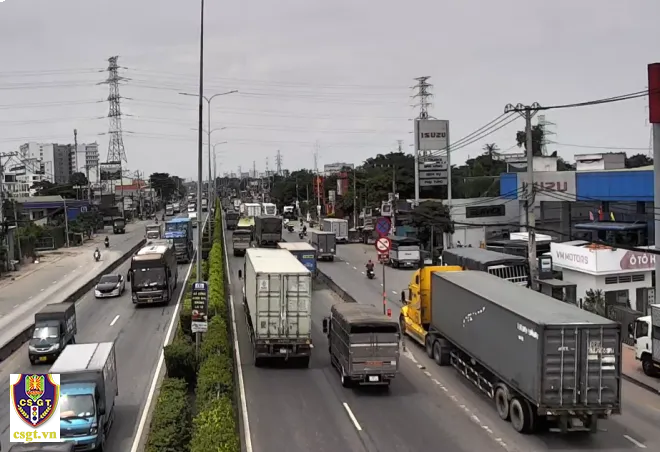 TPHCM: Cảnh báo nguy cơ TNGT trên tuyến Quốc lộ 1 1