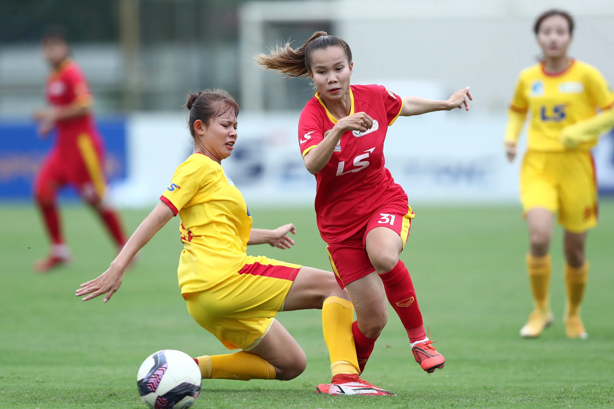 Giải nữ VĐQG 2022: TP.HCM II đã có điểm, Hà Nội I chung kết sớm với TP.HCM I