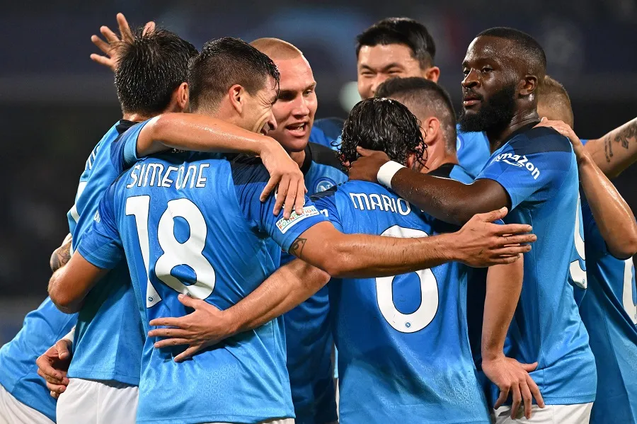 Tin tức Cup C1: Napoli lại gây ấn tượng, Salah cán cột mốc mới