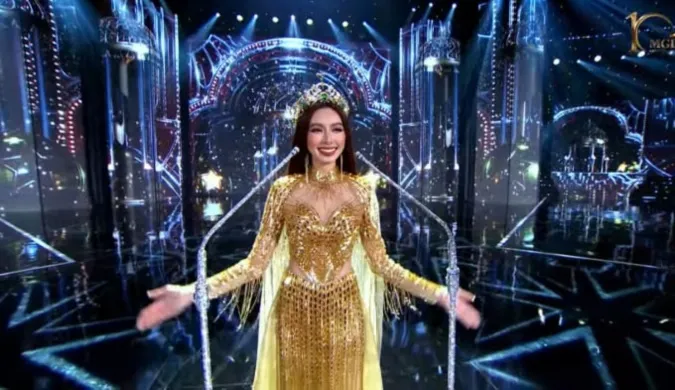Hoa hậu Thùy Tiên buồn bã vì kết thúc nhiệm kỳ trong ồn ào 3