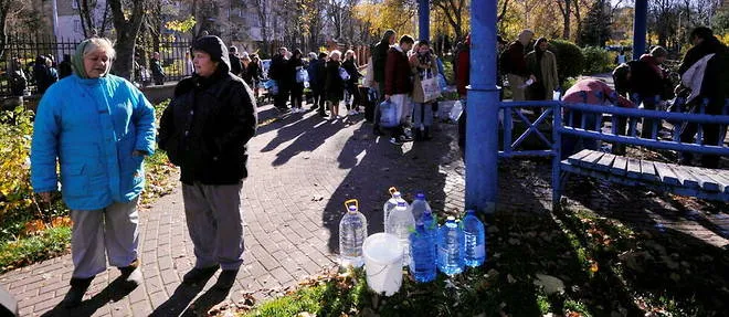 Điện, nước được khôi phục tại thủ đô Kyiv sau cuộc tấn công của Nga 1