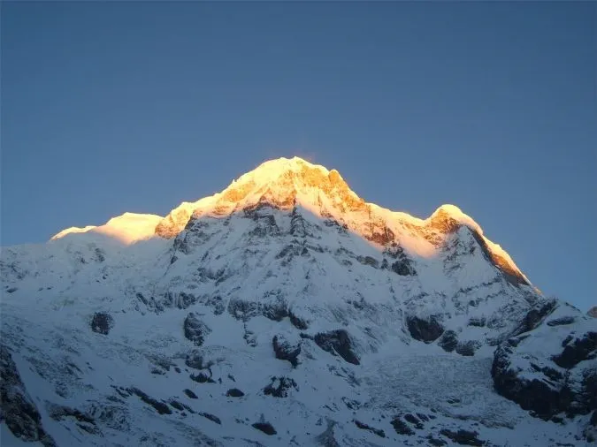 Top 10 đỉnh núi cao nhất thế giới hiện nay 10