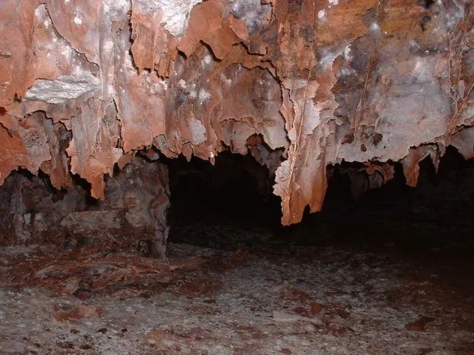 Khám phá top 10 hang động lớn nhất thế giới 3