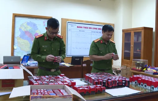 Đường dây mua bán trái phép hóa đơn 