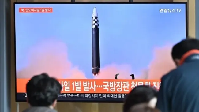 Tên lửa của Triều Tiên bay qua vùng trời Nhật Bản 1