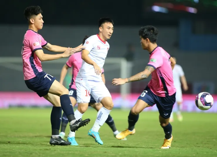 Chia điểm với Hà Tĩnh, Hải Phòng sẩy chân trên đường đua vô địch V-League 2022