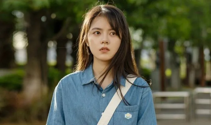 Ngôi sao nữ 20 tuổi “vượt mặt” Triệu Lộ Tư lẫn Dương Tử, sở hữu thành tích phim tốt nhất 2022 4