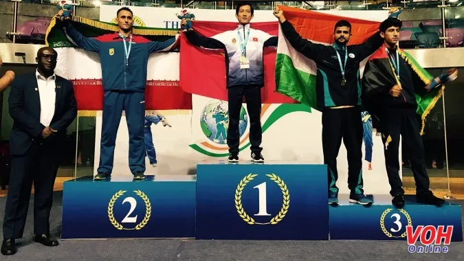 Vẻ đẹp của vận động viên vô địch thế giới nhưng vẫn tâm huyết với nghề giáo 1