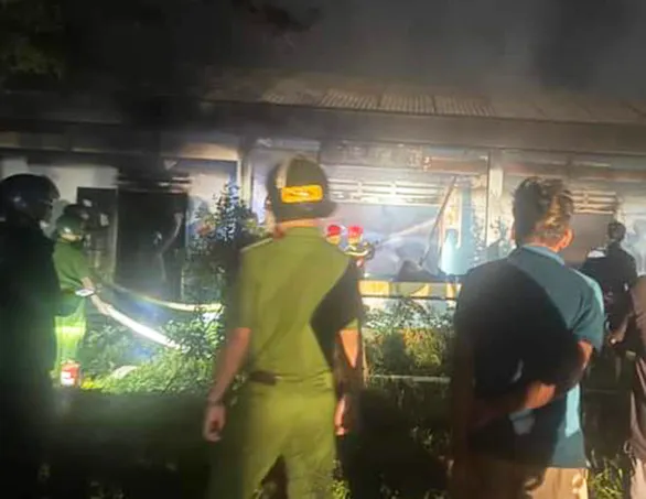 Cháy trường học ở Quảng Nam, 8000 đầu sách bị thiêu rụi 1