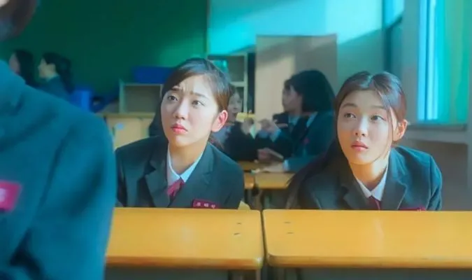 Nữ diễn viên Hàn Quốc “chạy KPI”, đóng 7 phim trong 2022 3