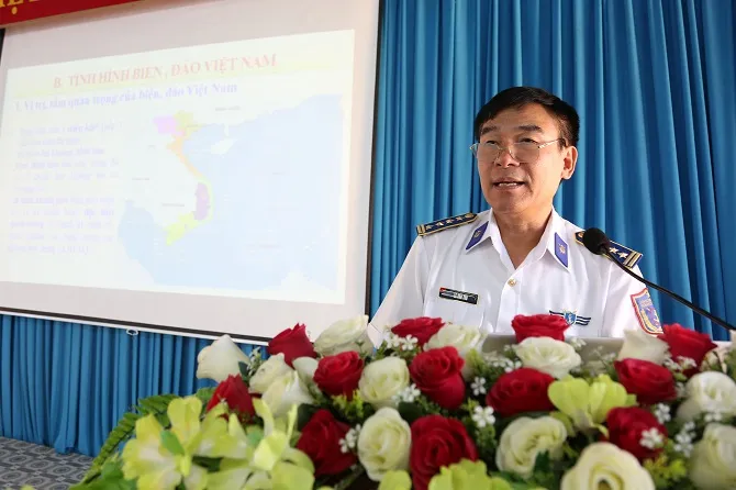 Bộ Tư lệnh Vùng Cảnh sát biển 3 tăng cường tuyên truyền về biển đảo và Luật Cảnh sát biển Việt Nam 1