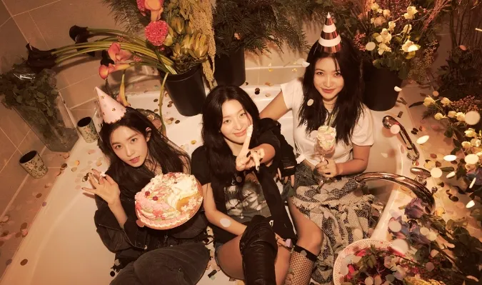 Red Velvet tung loạt teaser cho 'Birthday', gây ấn tượng với bữa tiệc mang 2 gam màu khác biệt 4