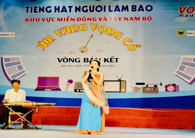 Bán kết Tiếng hát người làm báo khu vực Nam sông Hậu: Thí sinh nghiệp dư nhưng đầu tư chuyên nghiệp 2