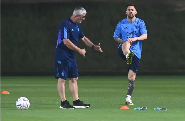 Tin World Cup: Benzema nói lời chia tay, Messi khiến NHM lo lắng
