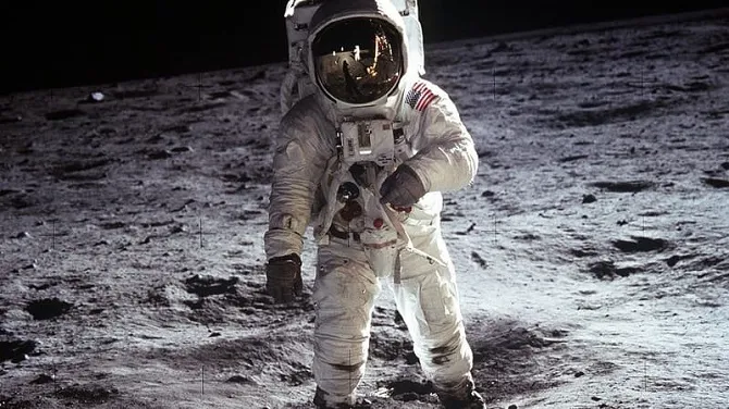 NASA ước tính con người có thể sống trên Mặt trăng trong 10 năm tới 1