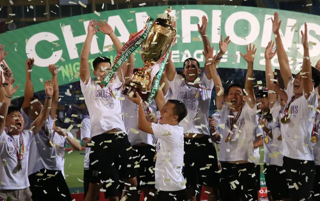 Kết thúc V-League 2022: Phân định thứ bậc, duy nhất Sài Gòn xuống hạng